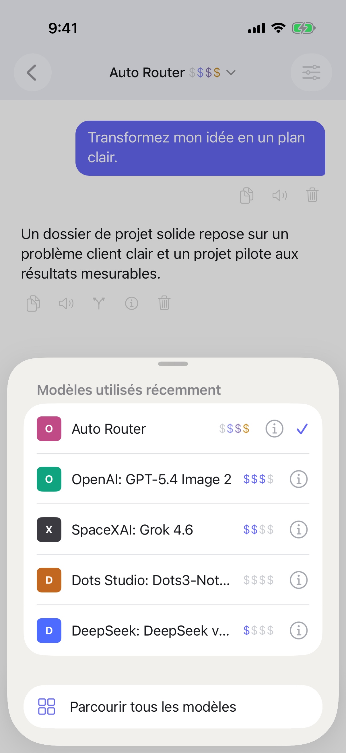 Sélecteur de modèles récents de RouterChat sur iPhone