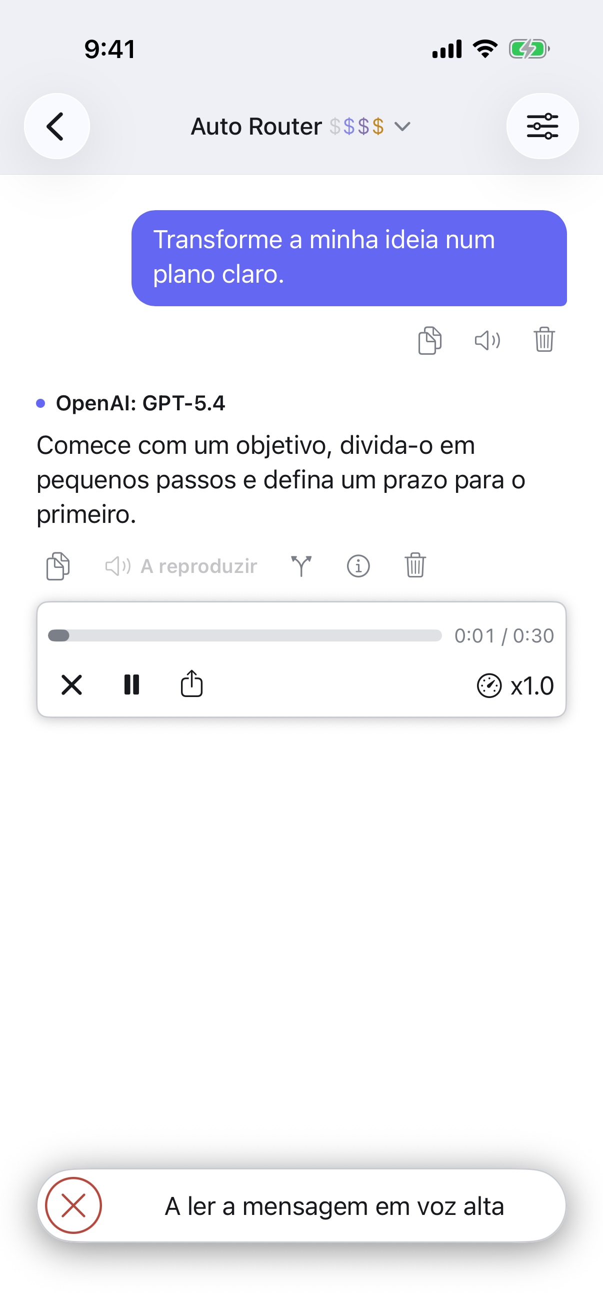 O RouterChat lê uma resposta em voz alta no iPhone